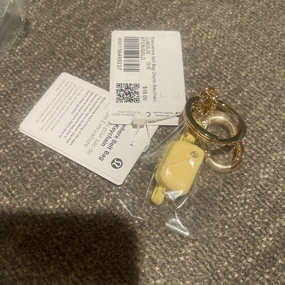 NWT Lululemon Everywhere Belt Bag Charm Keychain Butter Cream and Gold
